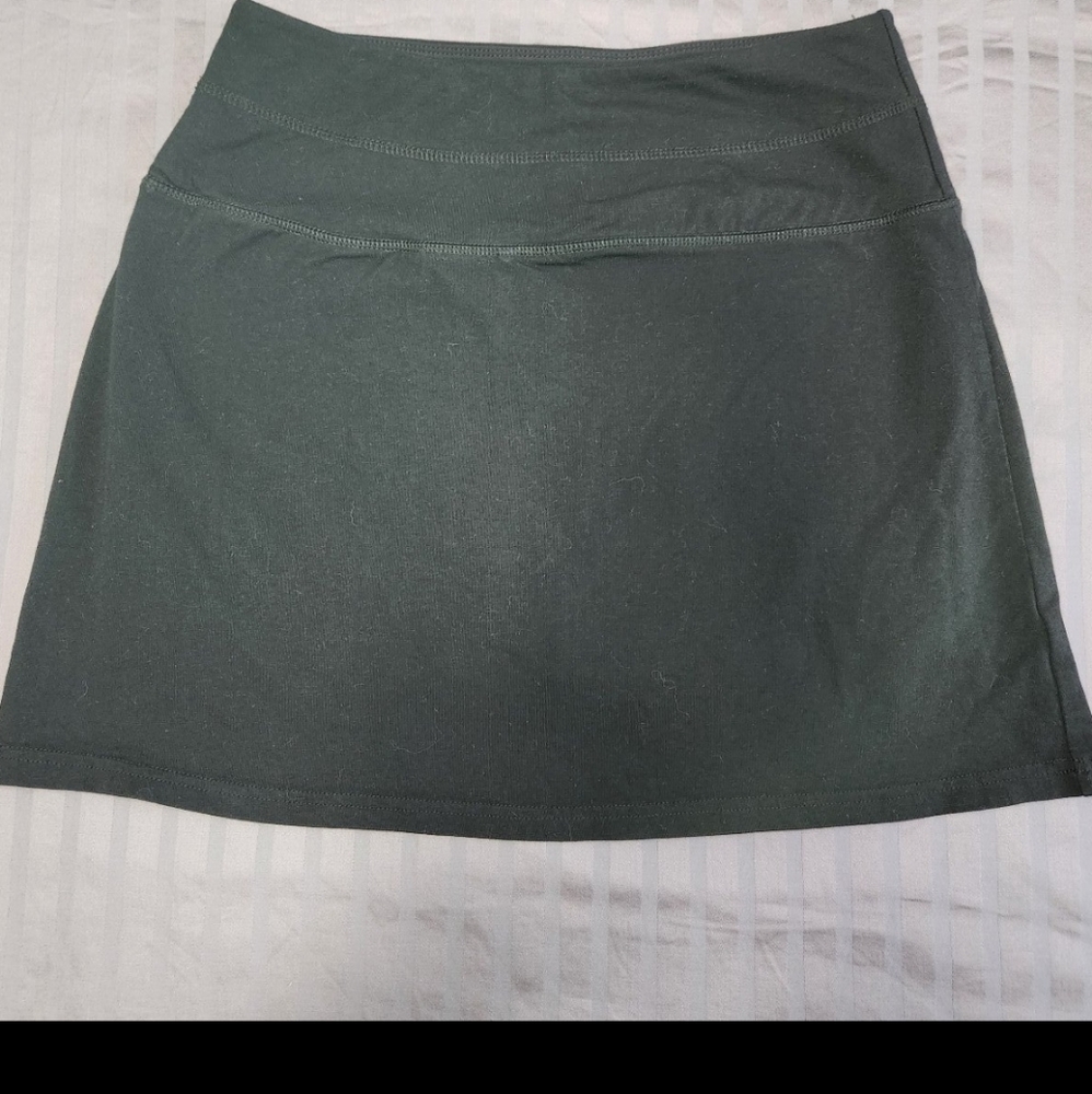 SKORT